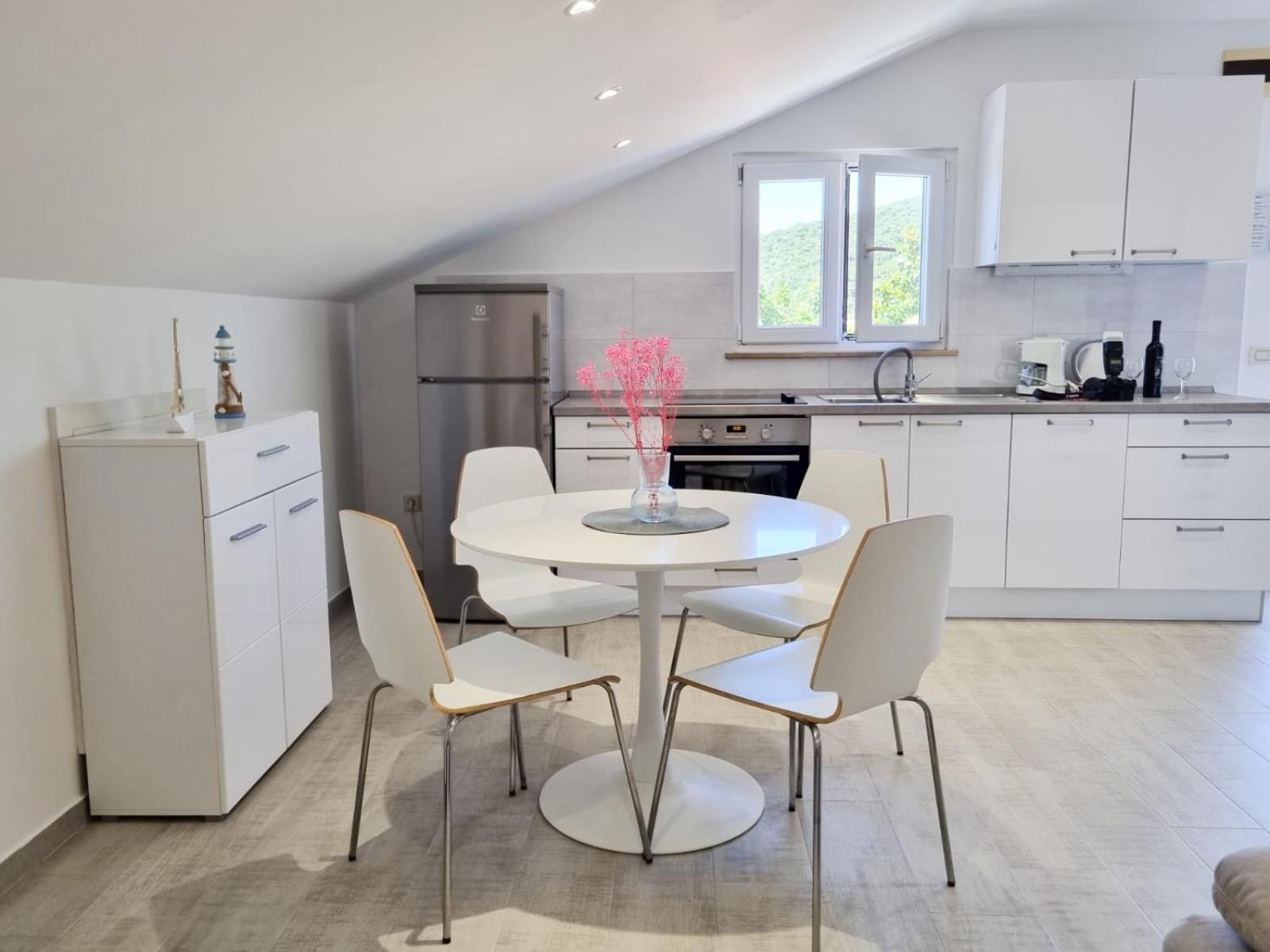 Apartments Miovic Molunat Phòng bức ảnh